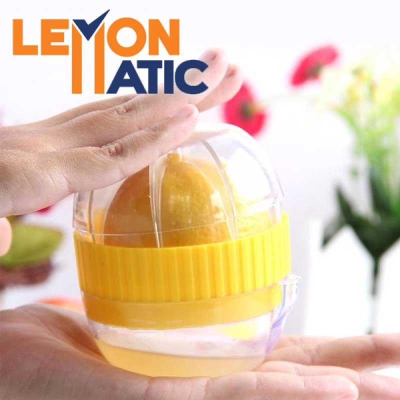 Manual Lemon Matic Juice Extractor Mini Device *(Size 8.5 x 7 cm)