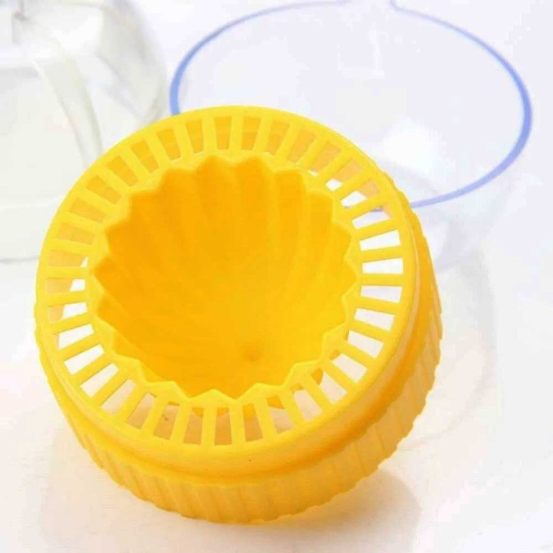 Manual Lemon Matic Juice Extractor Mini Device *(Size 8.5 x 7 cm)