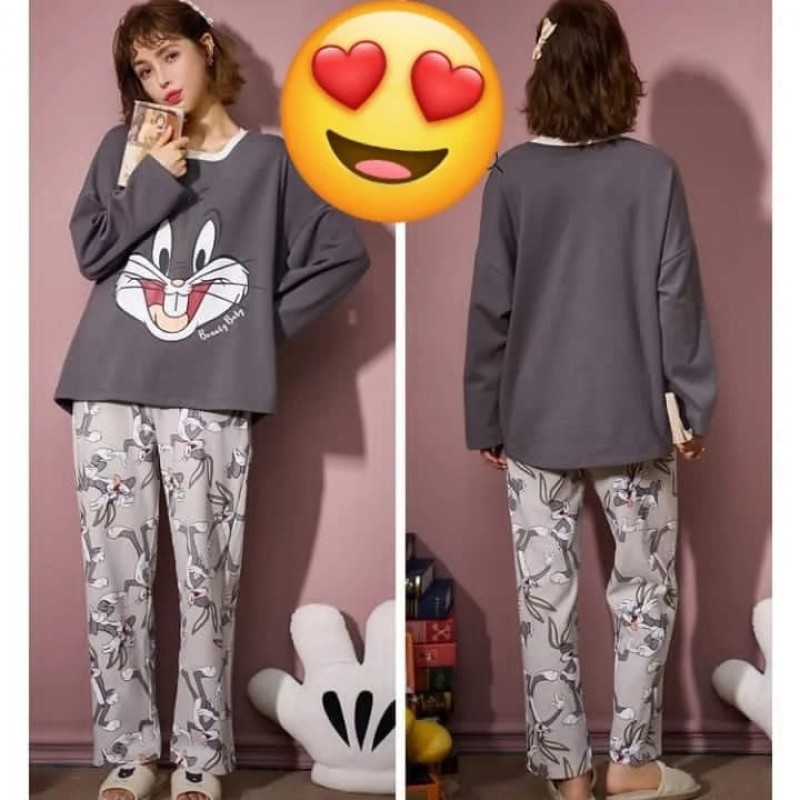 New Grey Buggs Bunny Design Printed Stylish Full Sleeves T-Shirt and Pajama Ladies Night Suit Sleep Wear