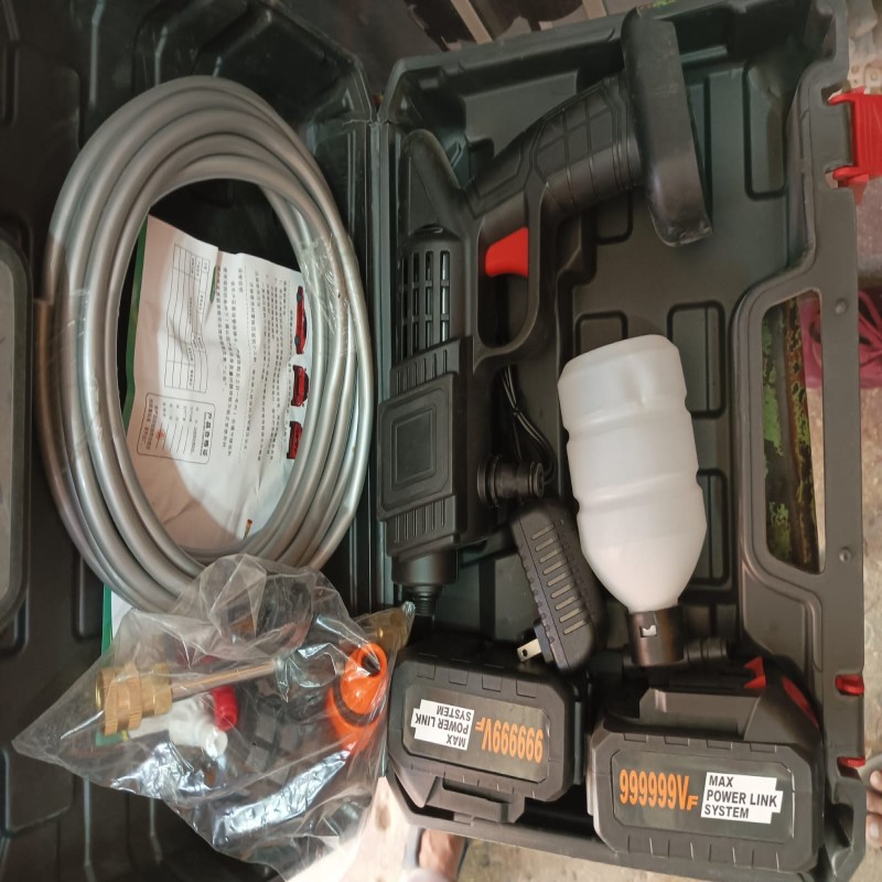 New Cordless Portable High Pressure Electric Car Washer Gun With 24V 2 Rechargeable Battery Power Car Wash Foam Gun