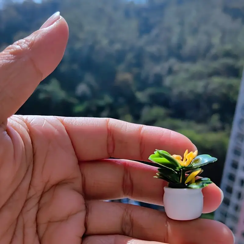 4Pcs Miniature Artificial Potted Plants Set