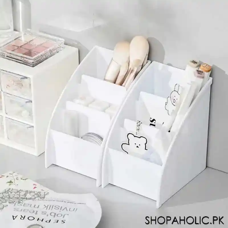 3 Grid Multifunctional Tabletop Cosmetic and Remote Organizer