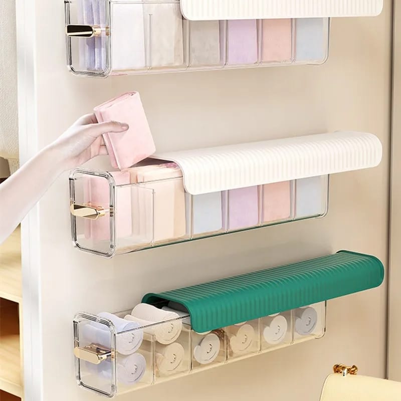 Multinational Wall Hanging Clothes Organizer