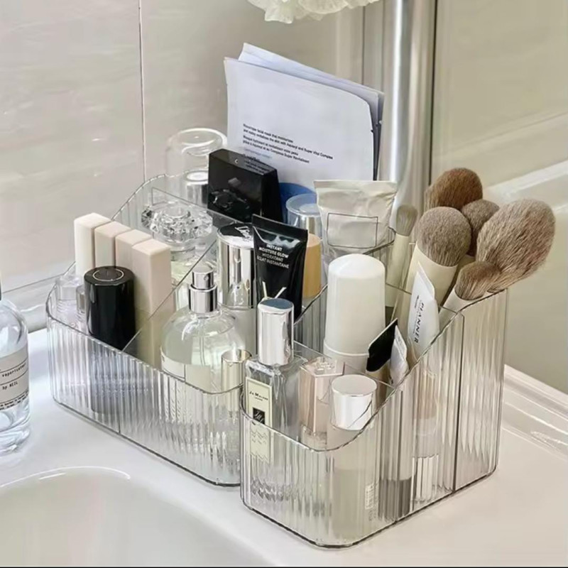 Transparent storage box