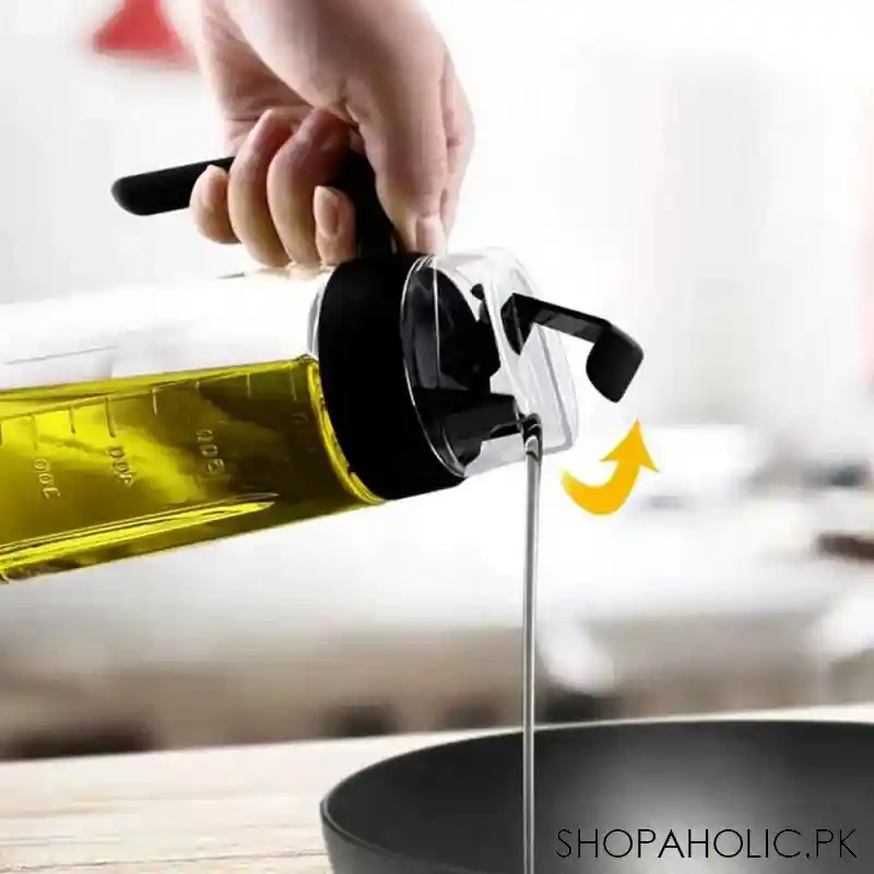 Auto Flip Oil Bottle Dispenser with Handle - 630ml