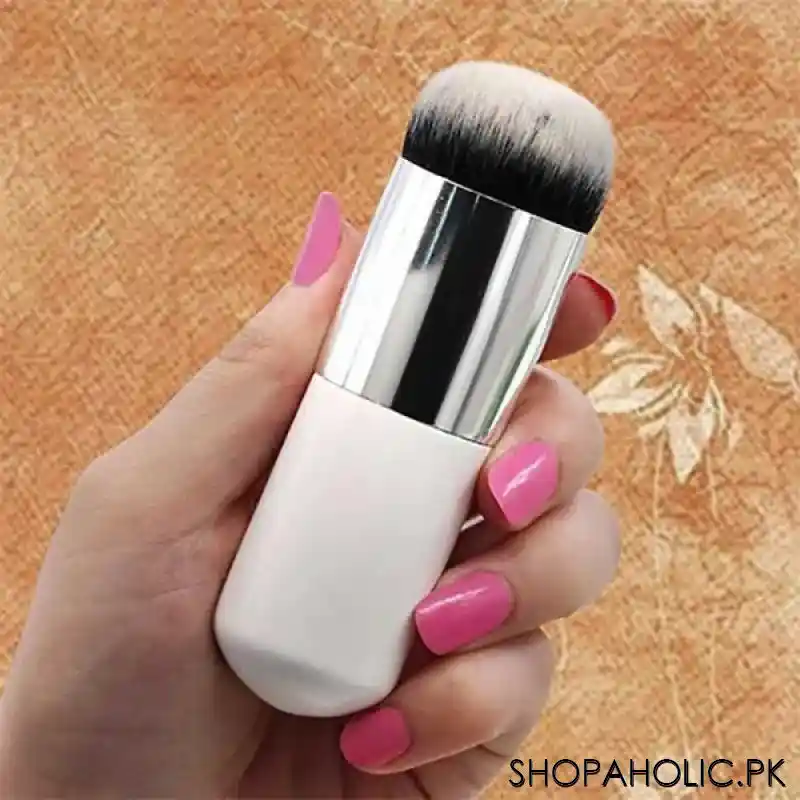 Chubby Foundation Brush