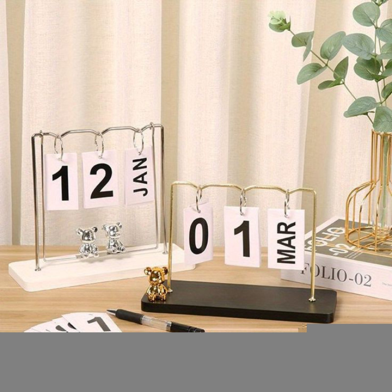 Creative Desktop Calendar