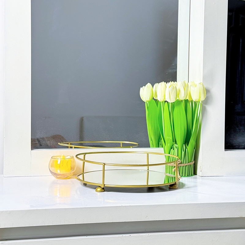 Classy Golden Vanity Display with Mirror by Hamzastore.pk
