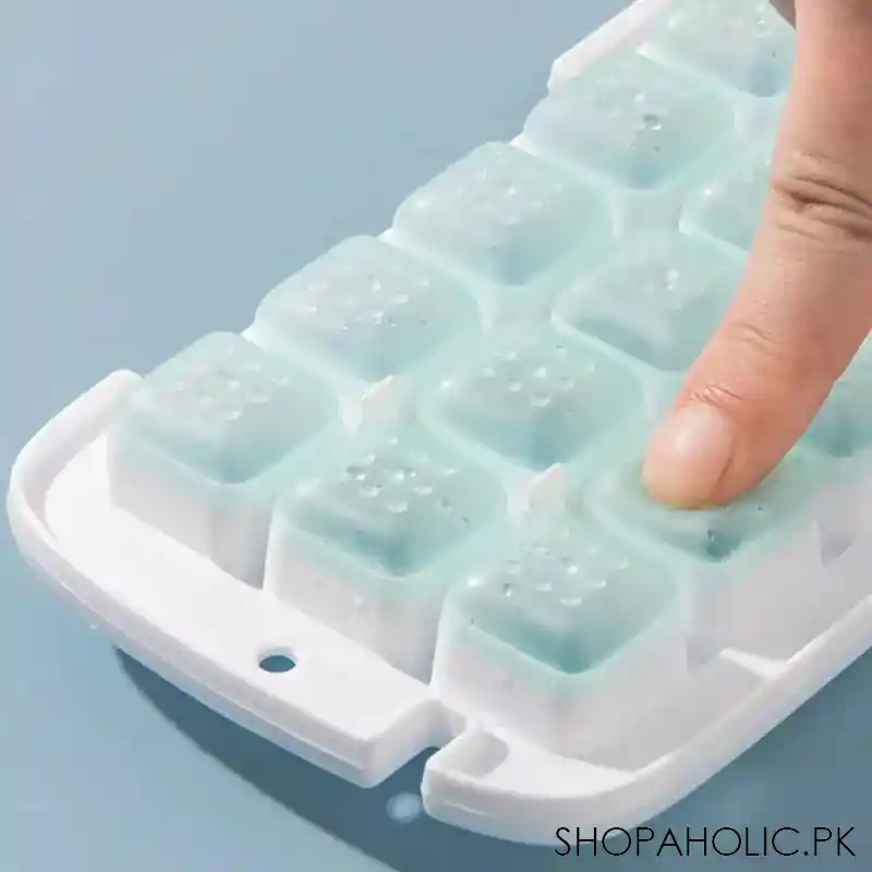 Press Type Ice Cube Maker