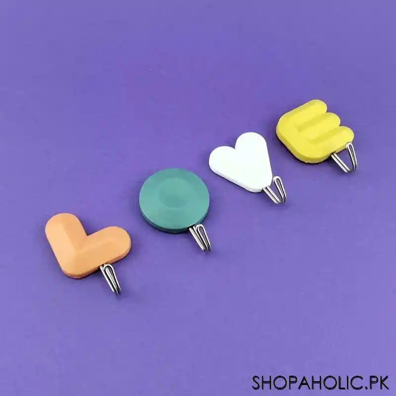 (Set of 4) LOVE Alphabets Wall Hooks