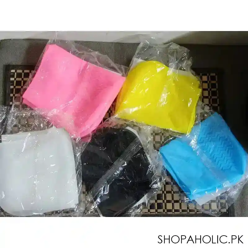 Silicone Outdoor Non-slip Waterproof Shoe Covers Portable Rain Boots Rainproof Shoes Cover Men Women Teens Anti-sand Shoe Cover (Medium)