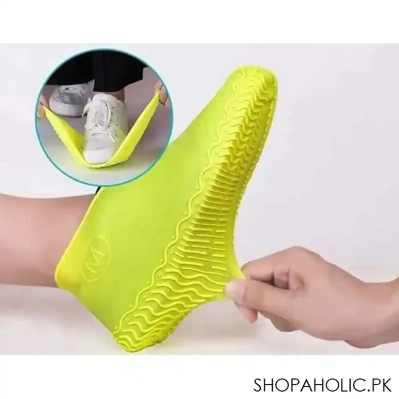 Silicone Outdoor Non-slip Waterproof Shoe Covers Portable Rain Boots Rainproof Shoes Cover Men Women Teens Anti-sand Shoe Cover (Medium)